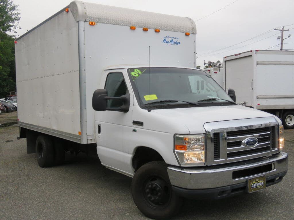 2009 Ford E-Series Chassis E-350 SD Cutaway 138 DRW RWD