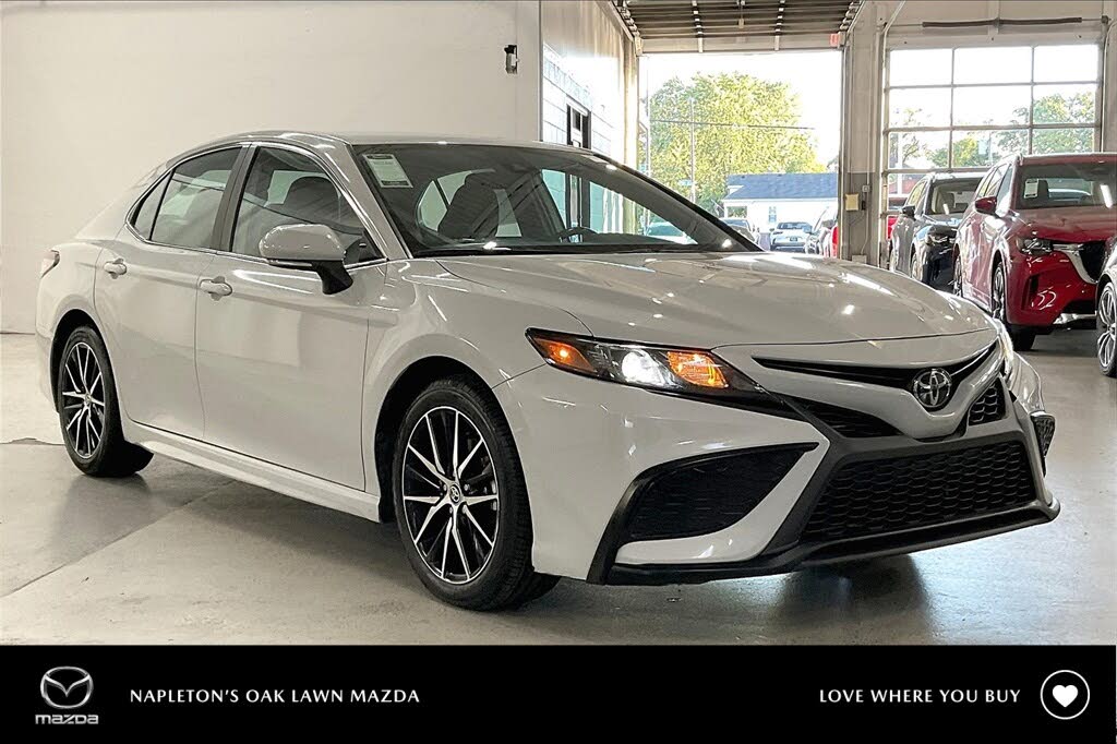 2023 Toyota Camry SE FWD