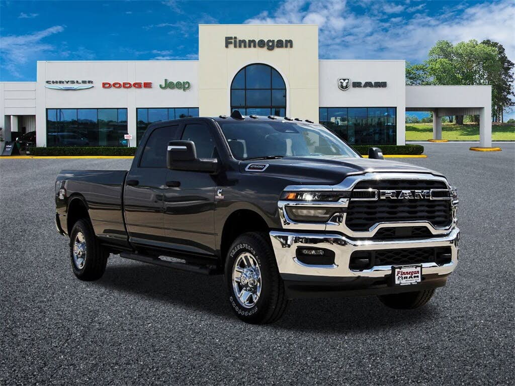 2026 RAM 2500 Tradesman Crew Cab LB 4WD