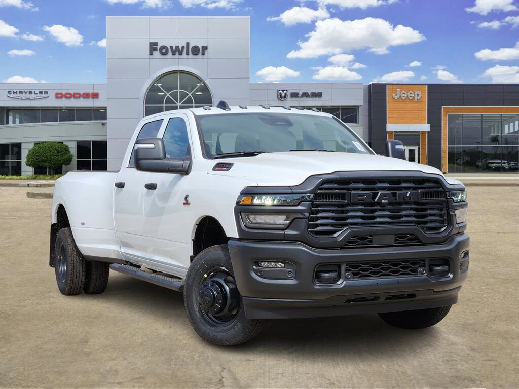 2026 RAM 3500 Tradesman Crew Cab LB DRW 4WD