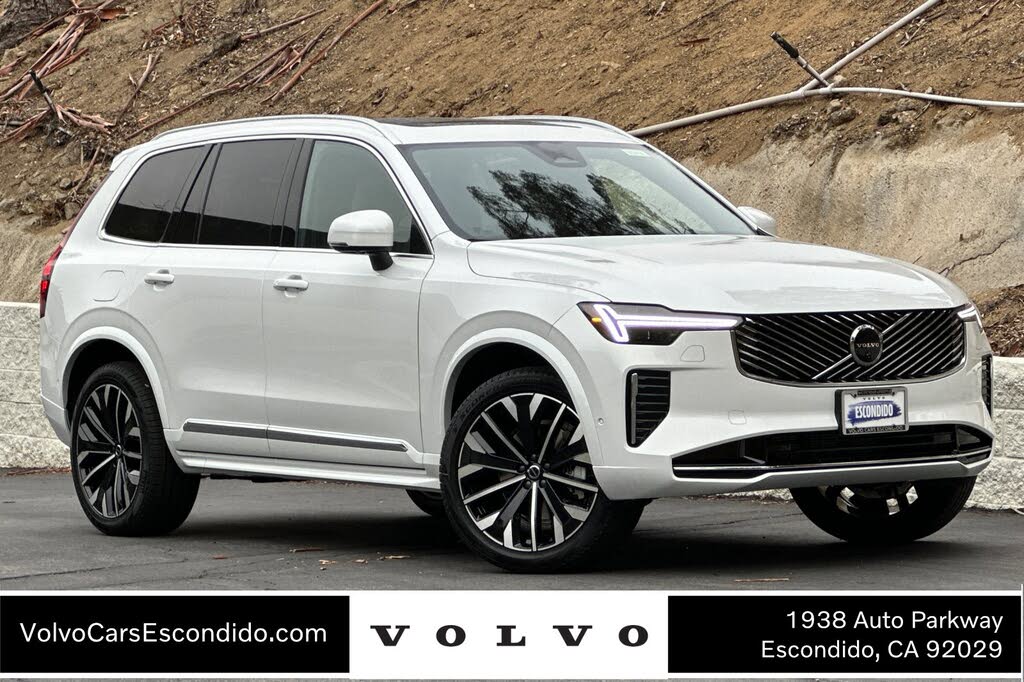 2026 Volvo XC90 B6 Plus 7-Passenger AWD