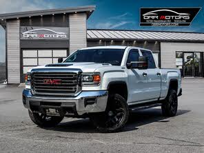 GMC Sierra 2500HD Base Crew Cab 4WD