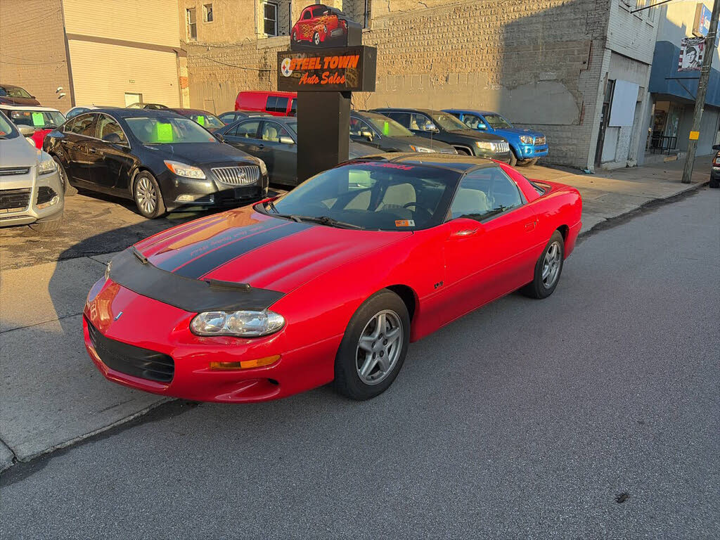 1998 Chevrolet Camaro Coupe RWD