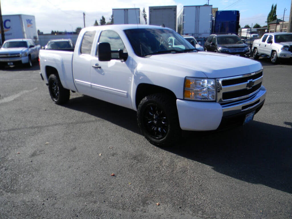 2011 Chevrolet Silverado 1500 LS Extended Cab 4WD