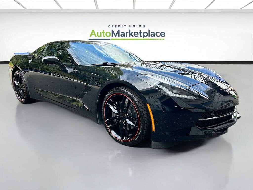 2017 Chevrolet Corvette Stingray 2LT Coupe RWD