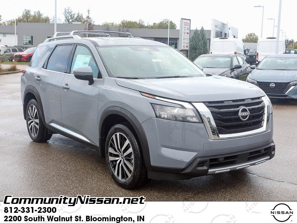 2025 Nissan Pathfinder Platinum 4WD