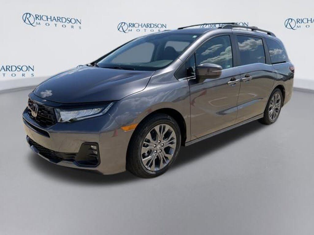 2026 Honda Odyssey Touring FWD