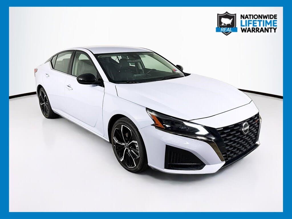 2024 Nissan Altima 2.5 SR FWD