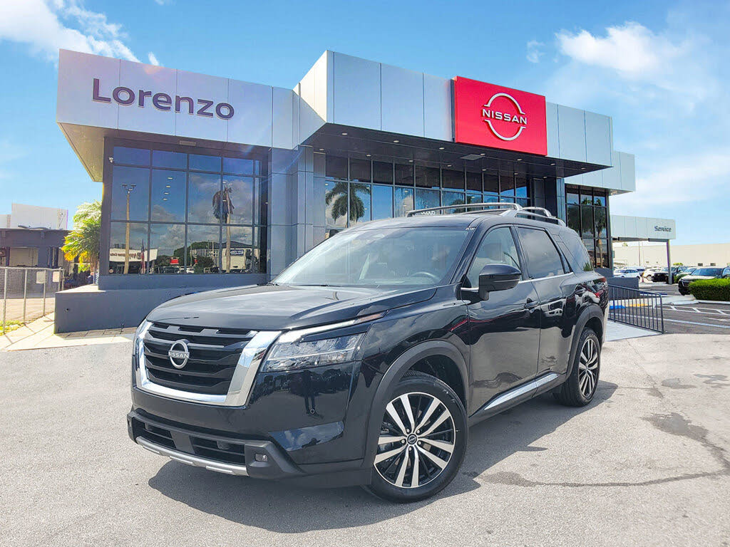 2024 Nissan Pathfinder Platinum FWD