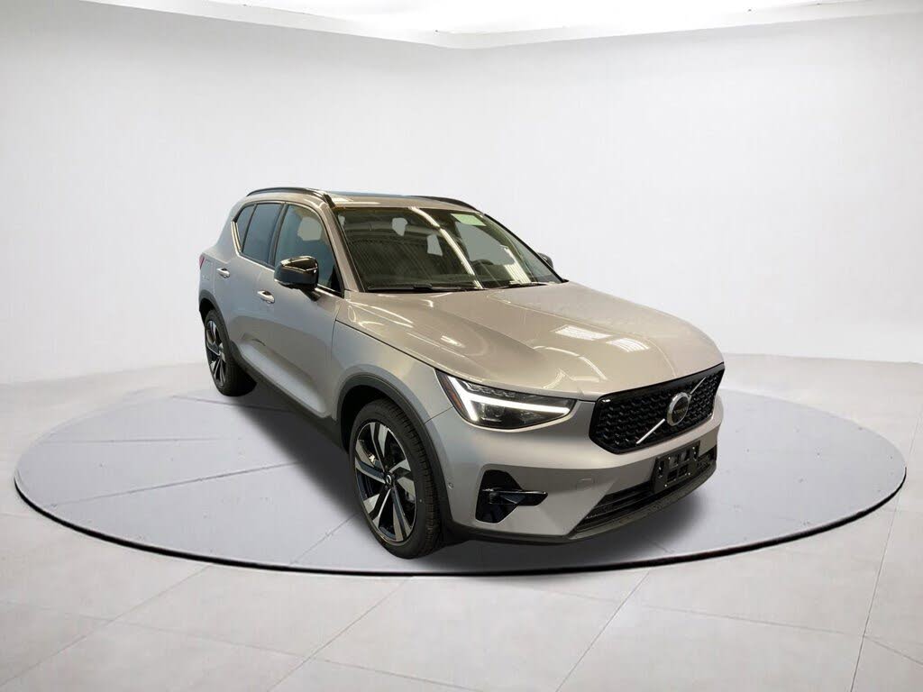 2026 Volvo XC40 B5 Ultra AWD