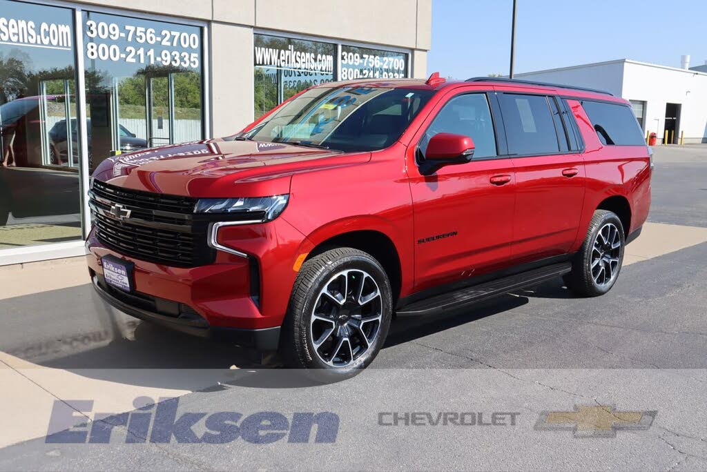 2024 Chevrolet Suburban RST 4WD