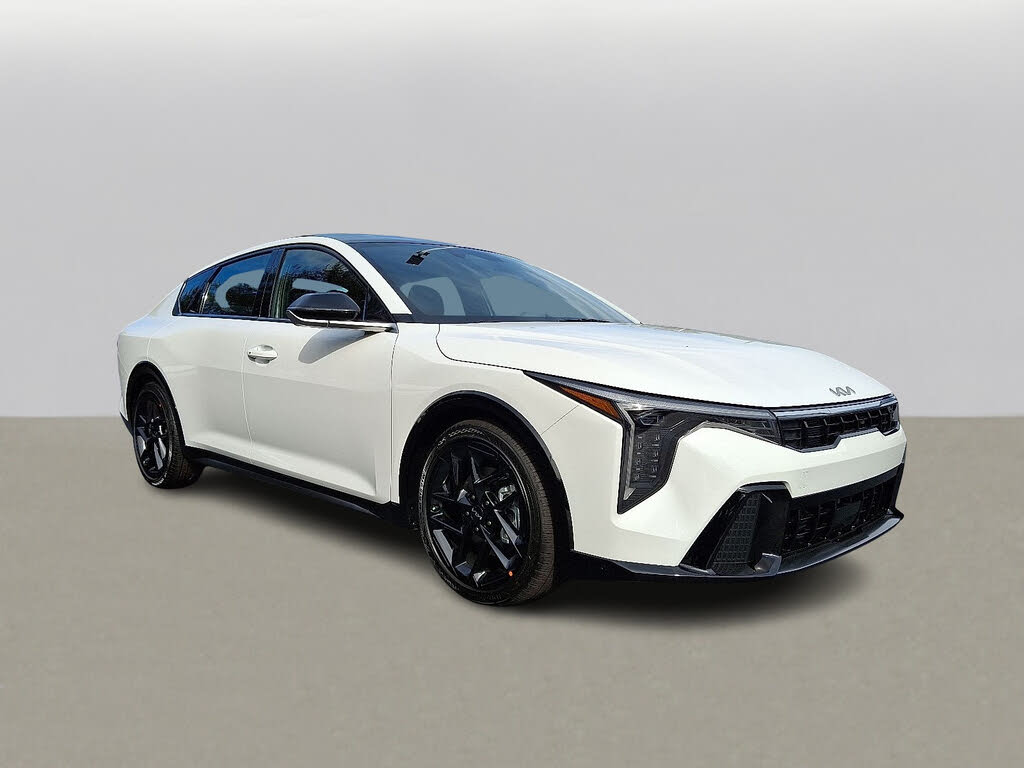 2025 Kia K4 GT-Line Turbo FWD