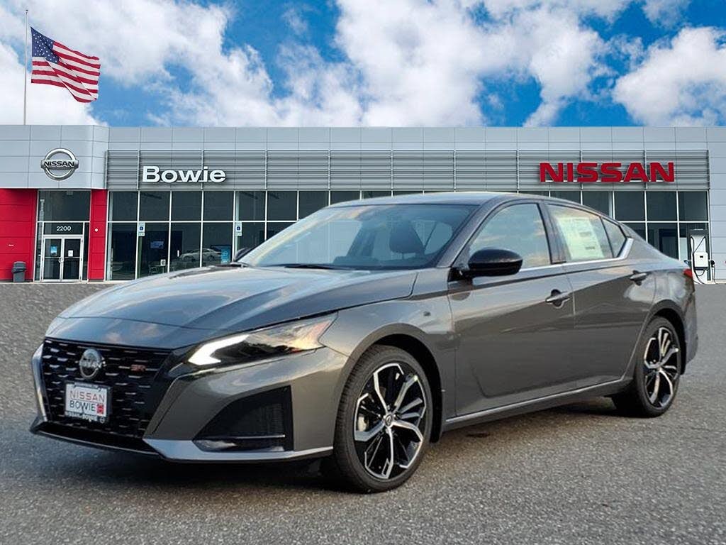 2025 Nissan Altima 2.5 SR FWD