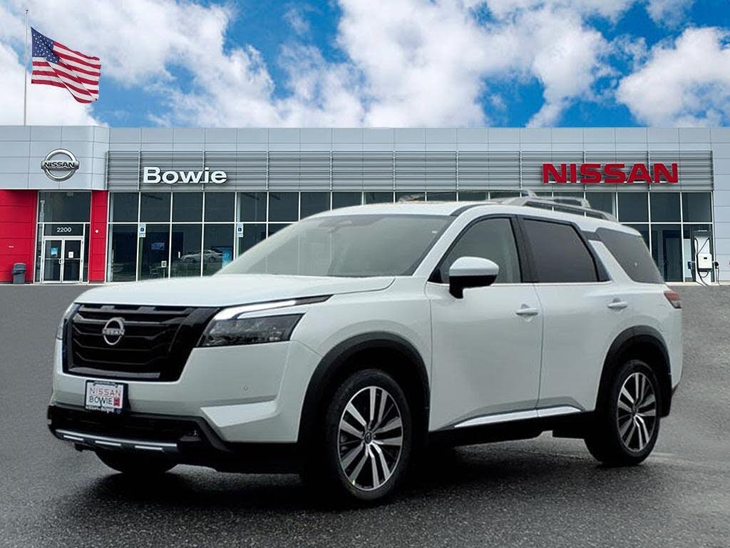 2025 Nissan Pathfinder Platinum 4WD