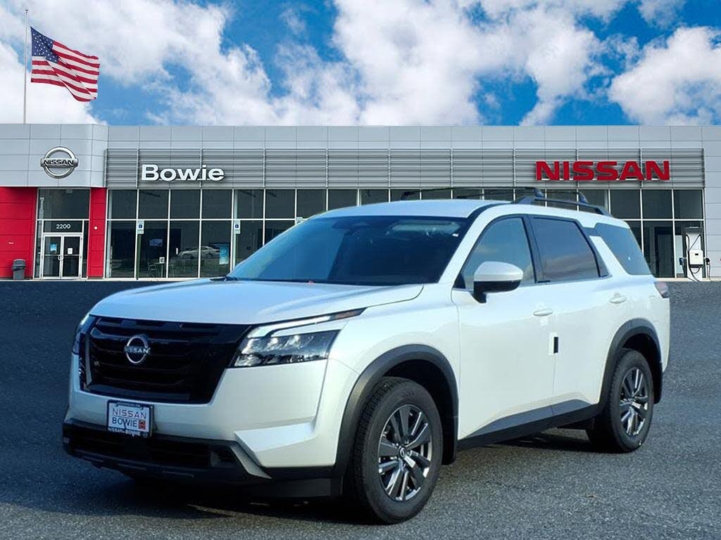 2025 Nissan Pathfinder SV 4WD