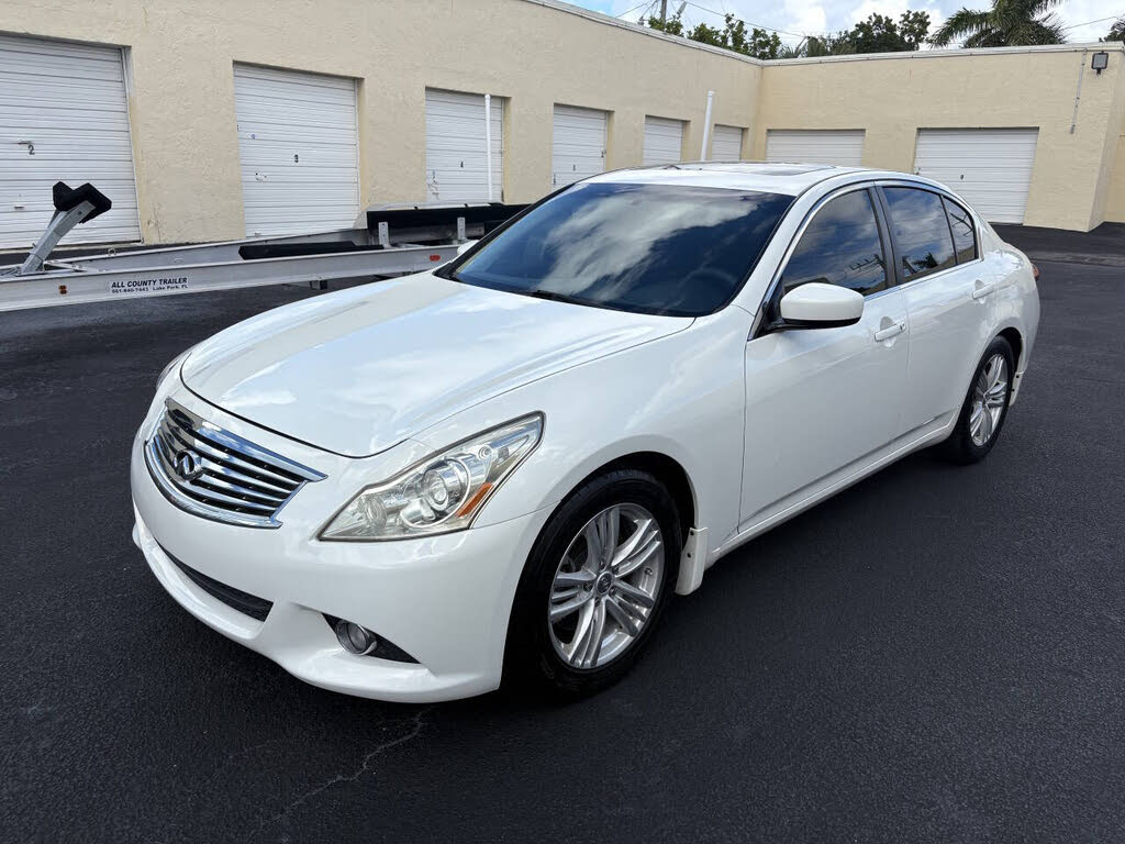 2012 INFINITI G25 Journey RWD