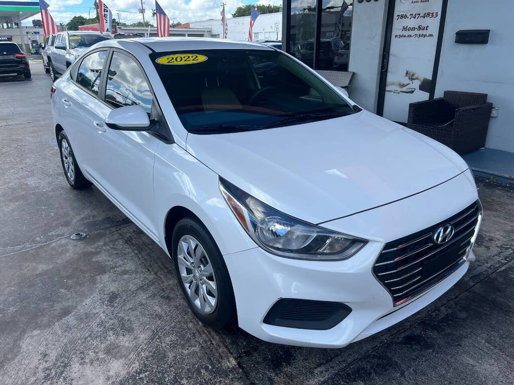 2022 Hyundai Accent SEL FWD