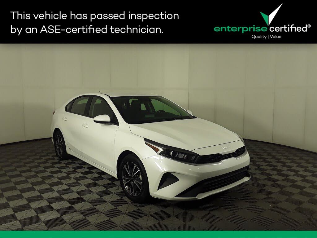 2024 Kia Forte LXS FWD