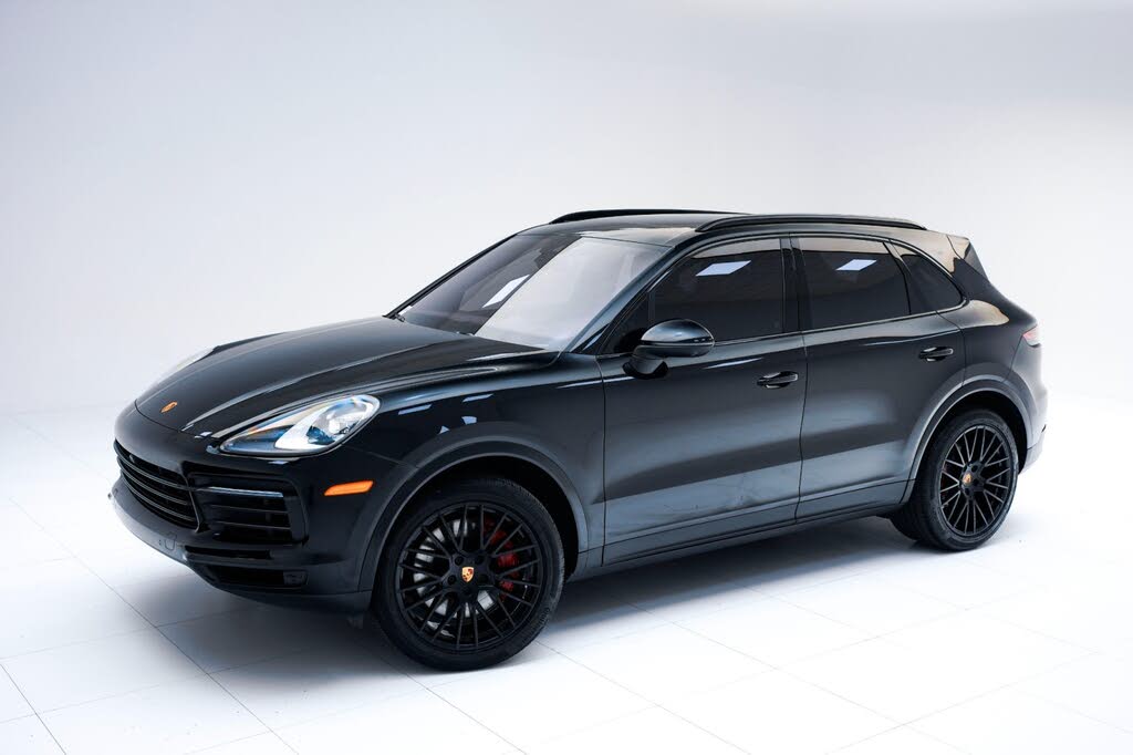 2023 Porsche Cayenne Platinum Edition AWD