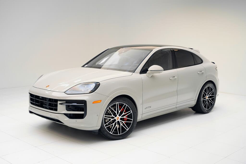 2025 Porsche Cayenne Coupe GTS AWD
