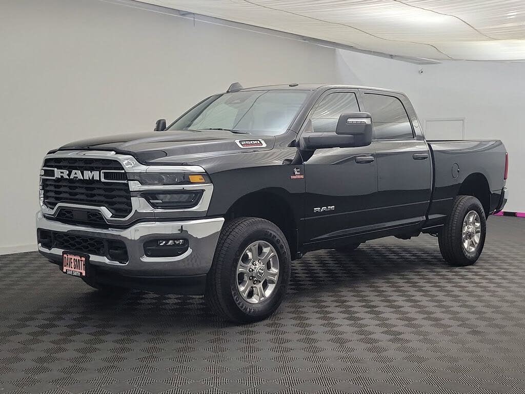2025 RAM 2500 Big Horn Crew Cab 4WD