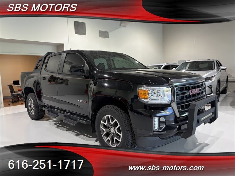 2022 GMC Canyon AT4 Crew Cab 4WD with Cloth