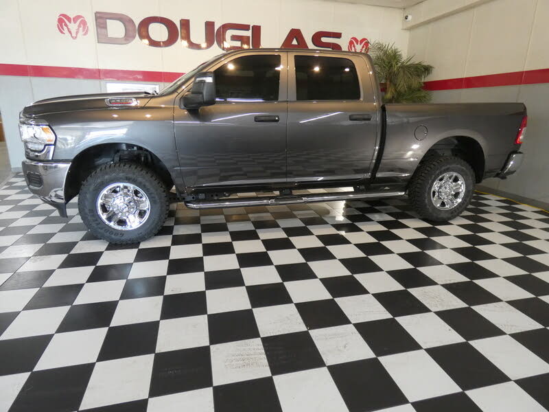 2024 RAM 2500 Tradesman Crew Cab 4WD