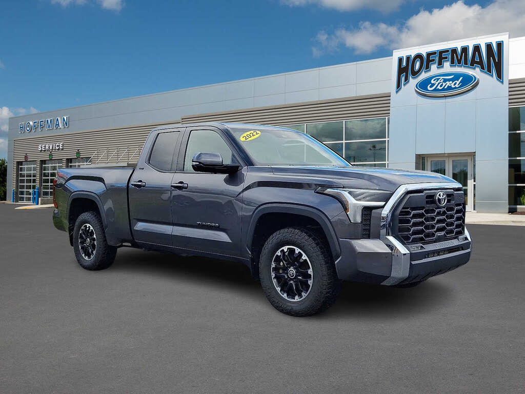 2022 Toyota Tundra SR5 Double Cab 4WD