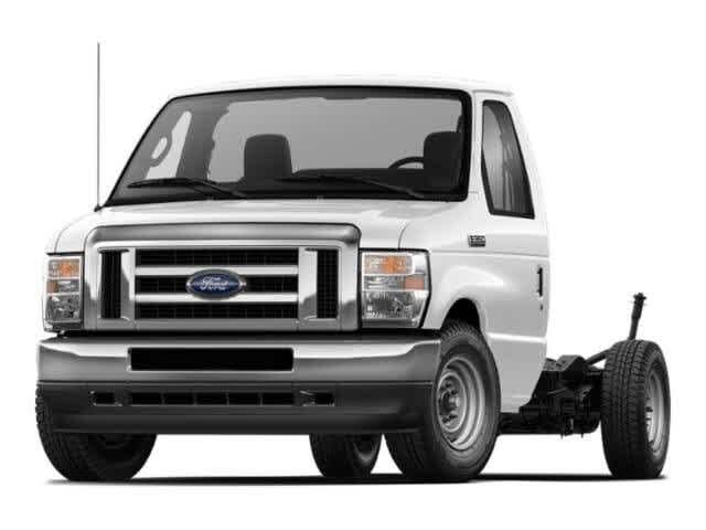 2025 Ford E-Series Chassis E-350 SD Cutaway SB DRW RWD