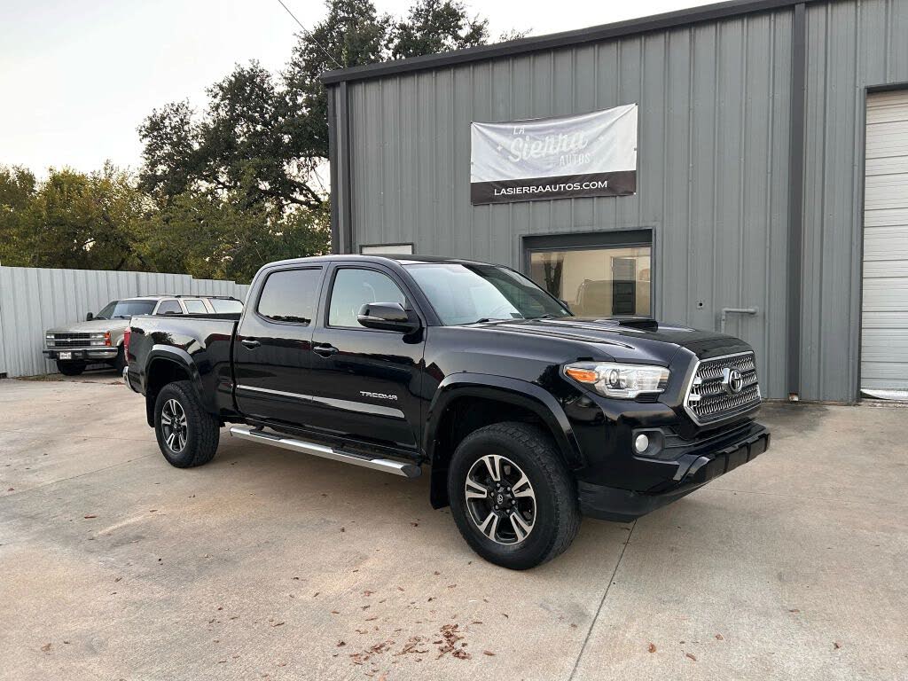 2017 Toyota Tacoma TRD Sport V6 Double Cab LB 4WD