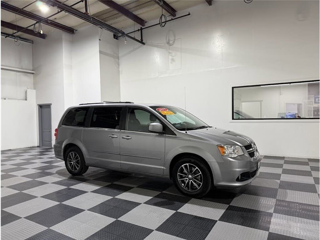 2017 Dodge Grand Caravan SXT FWD