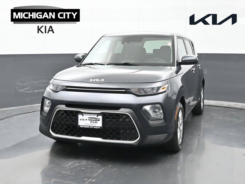 2022 Kia Soul LX FWD