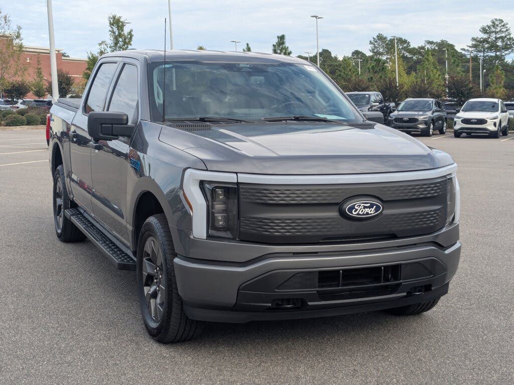 2024 Ford F-150 Lightning XLT SuperCrew AWD