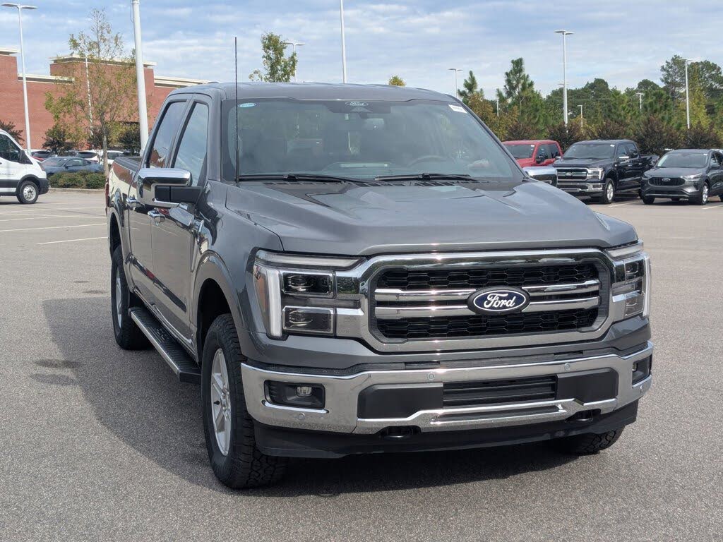 2025 Ford F-150 Lariat SuperCrew 4WD
