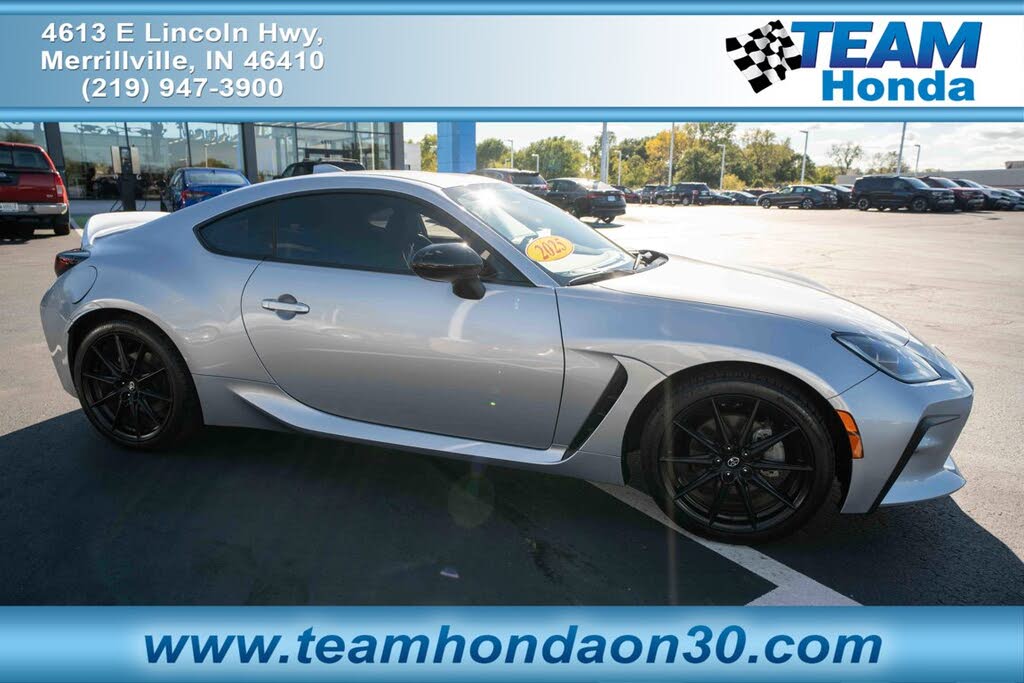 2025 Toyota GR86 Premium RWD