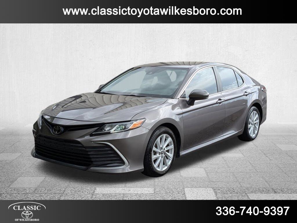 2023 Toyota Camry LE FWD