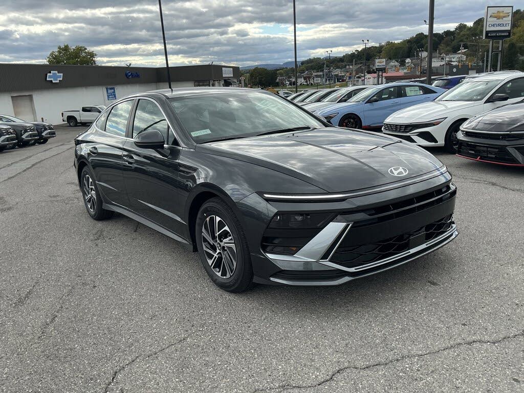 2026 Hyundai Sonata Hybrid Blue FWD