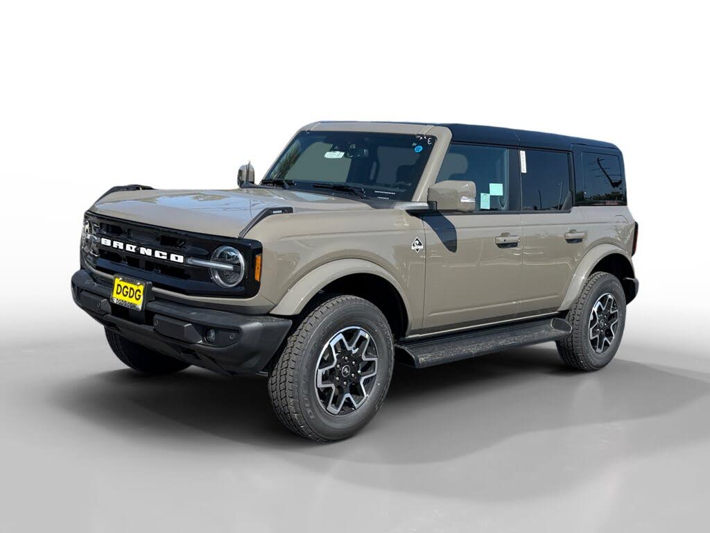 2025 Ford Bronco Outer Banks 4-Door 4WD