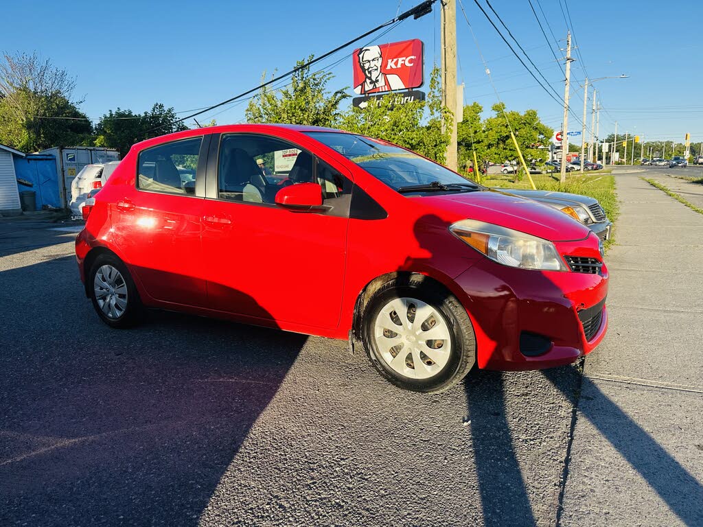 2012 Toyota Yaris LE 2dr Hatchback