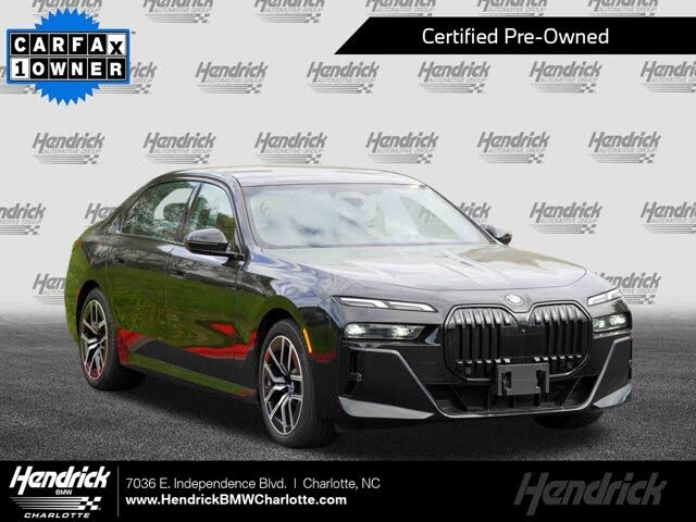 2023 BMW 7 Series 740i RWD