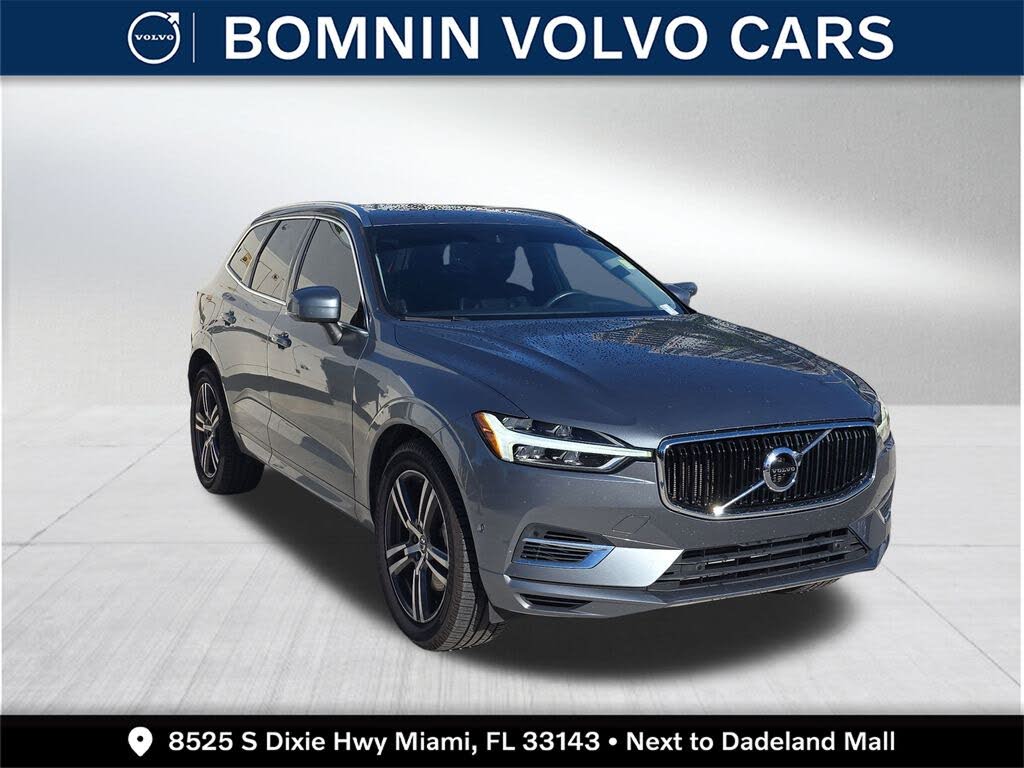 2019 Volvo XC60 Hybrid Plug-in T8 Momentum eAWD