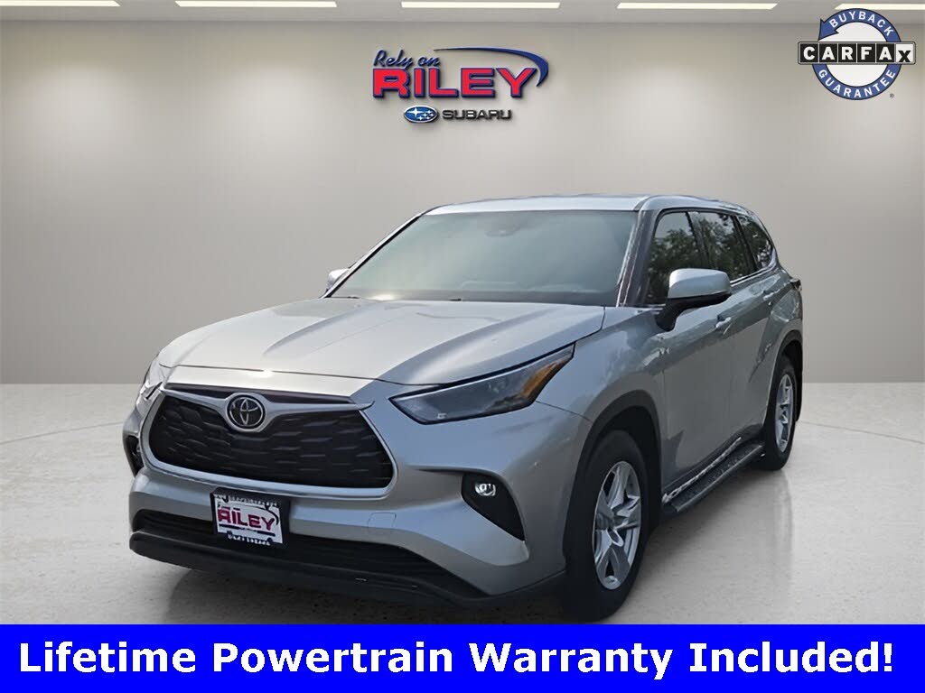 2022 Toyota Highlander LE FWD