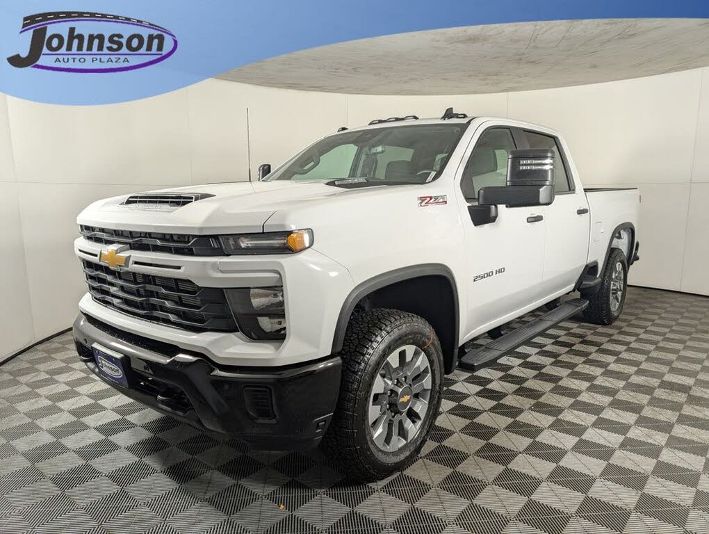 2026 Chevrolet Silverado 2500HD Custom Crew Cab 4WD