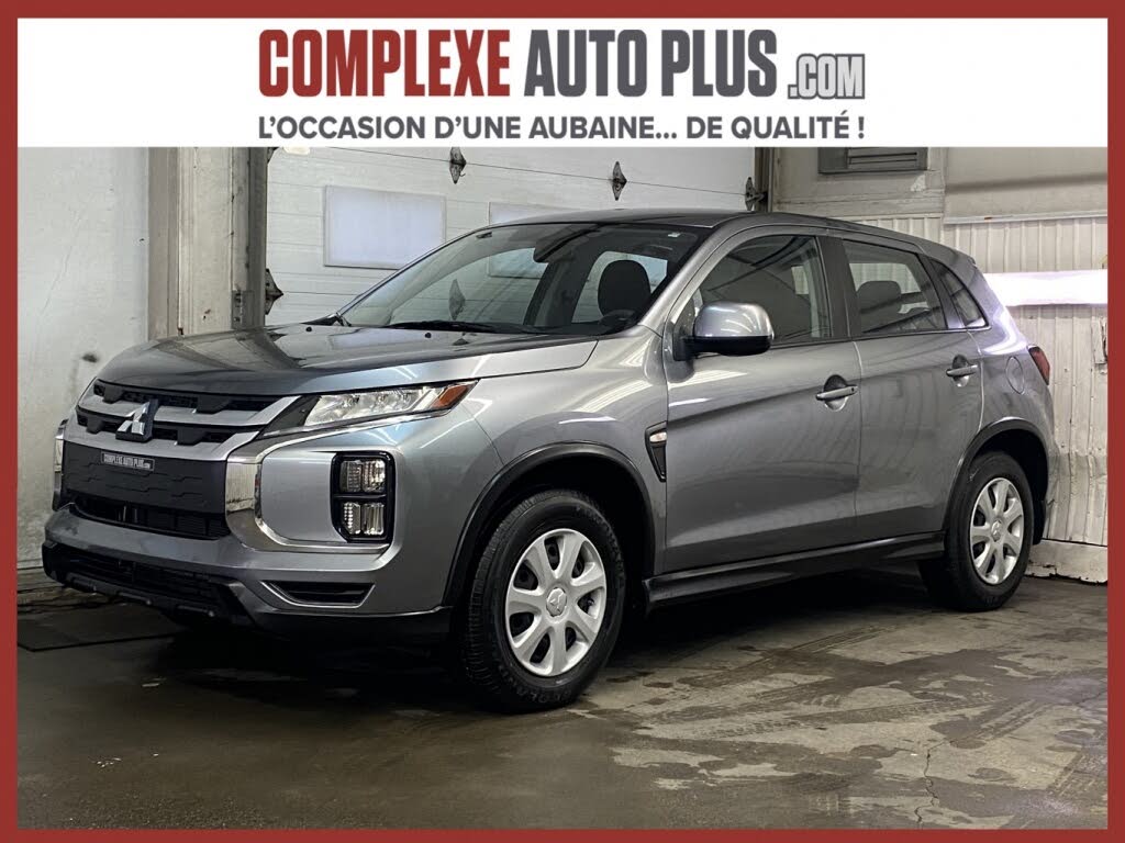 2023 Mitsubishi RVR ES AWC