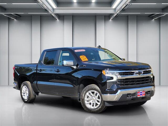 2026 Chevrolet Silverado 1500 LT Crew Cab 4WD
