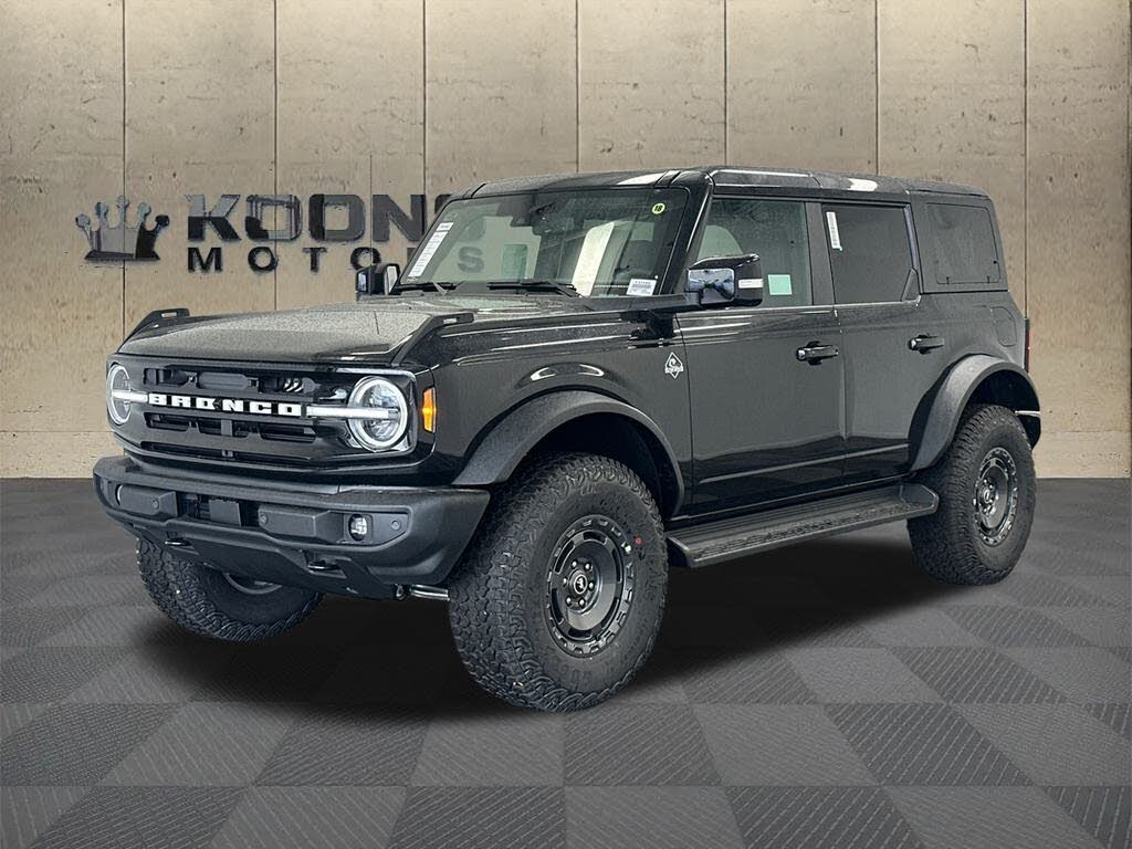 2025 Ford Bronco Outer Banks 4-Door 4WD