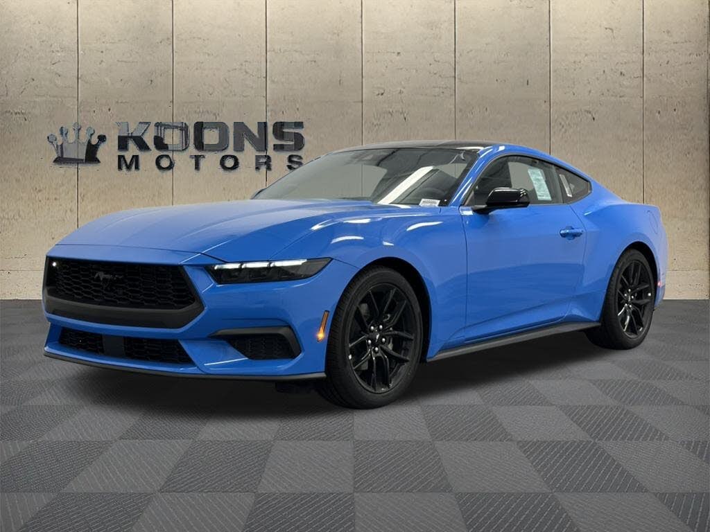 2025 Ford Mustang EcoBoost Fastback RWD