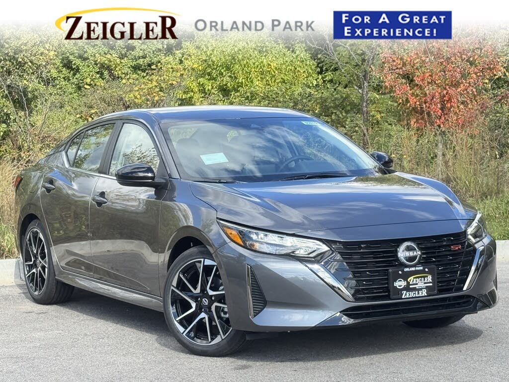 2025 Nissan Sentra SR FWD