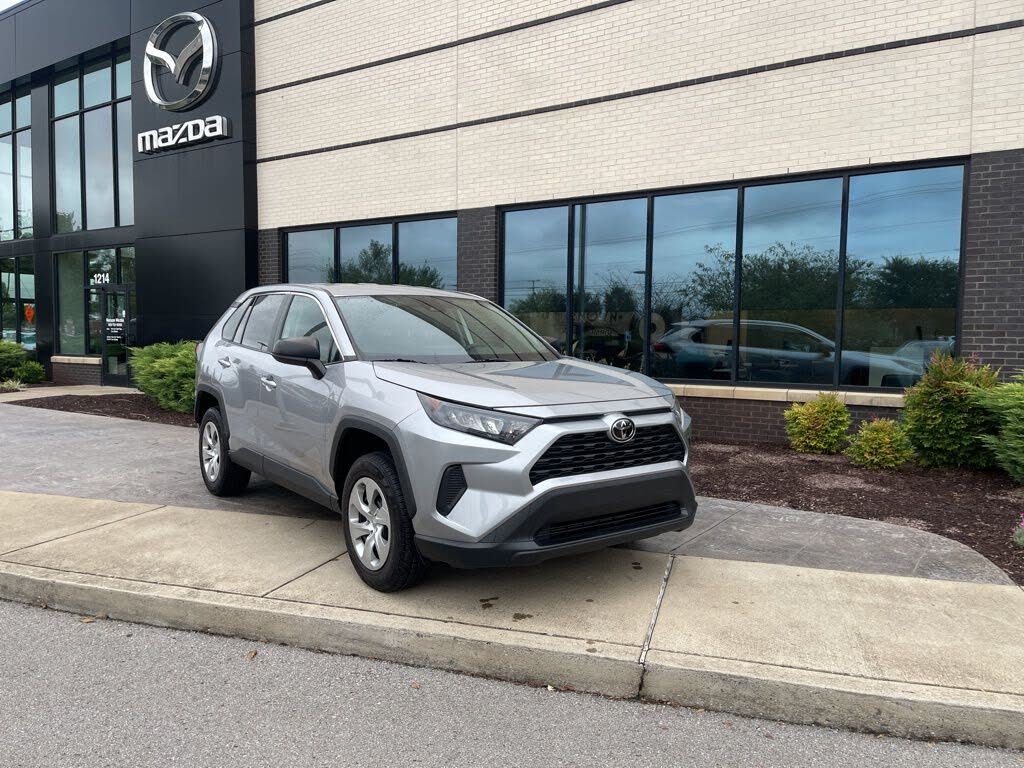 2022 Toyota RAV4 LE AWD