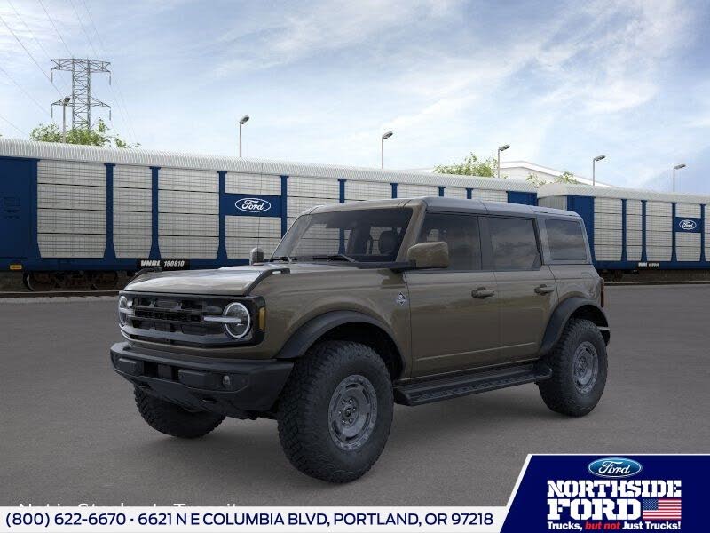 2025 Ford Bronco Outer Banks 4-Door 4WD